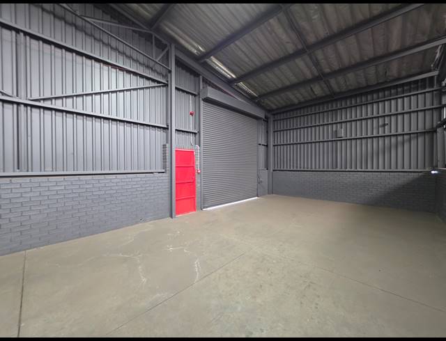 2,200M² WAREHOUSE TO LET IN WADEVILLE